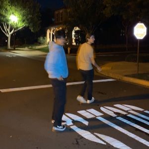 Meet your Posher, Troy